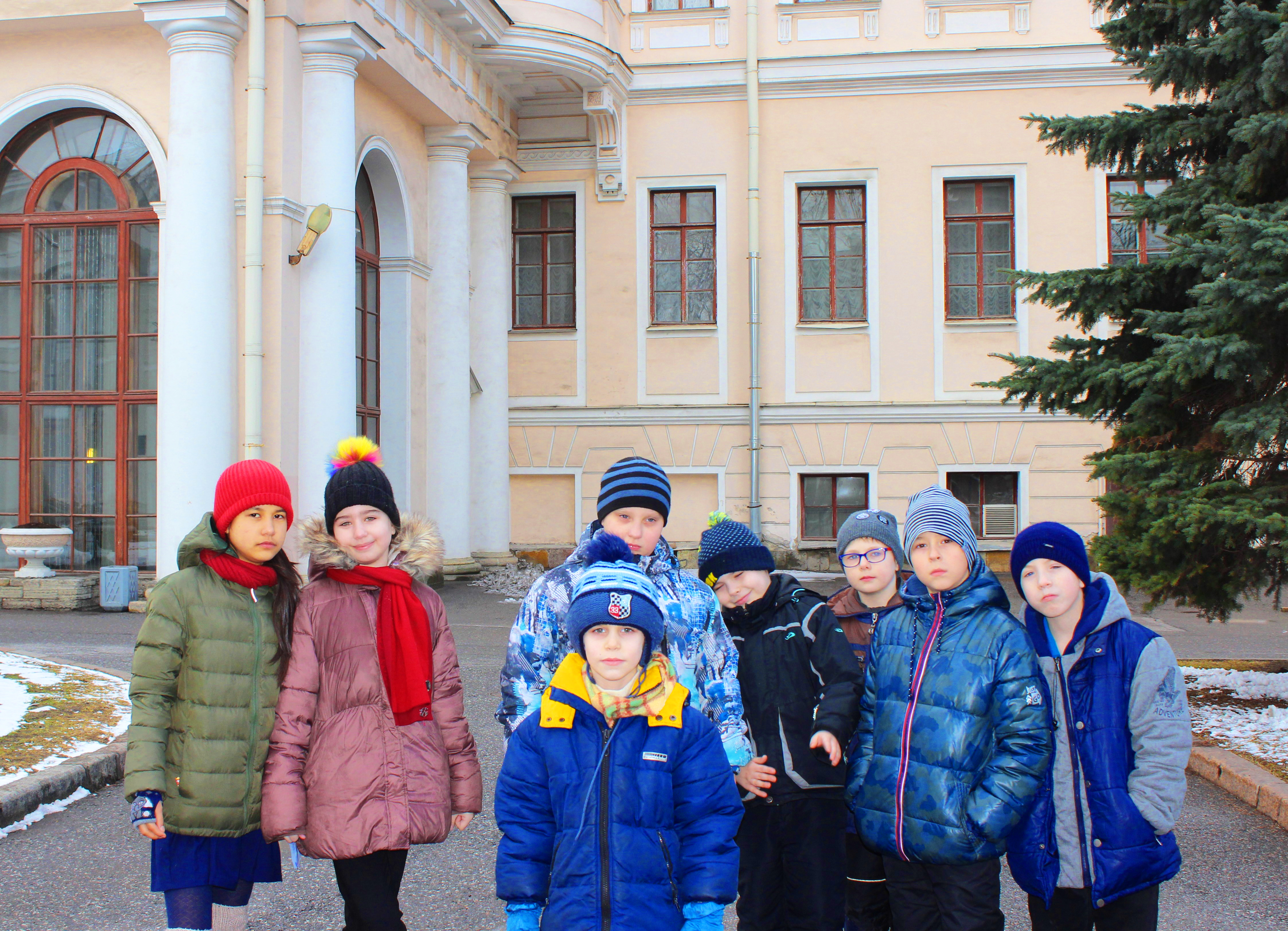 Школа лицей спб. Аничков лицей Санкт-Петербург. Лицей Аничкова дворца. Аничков дворец школа.